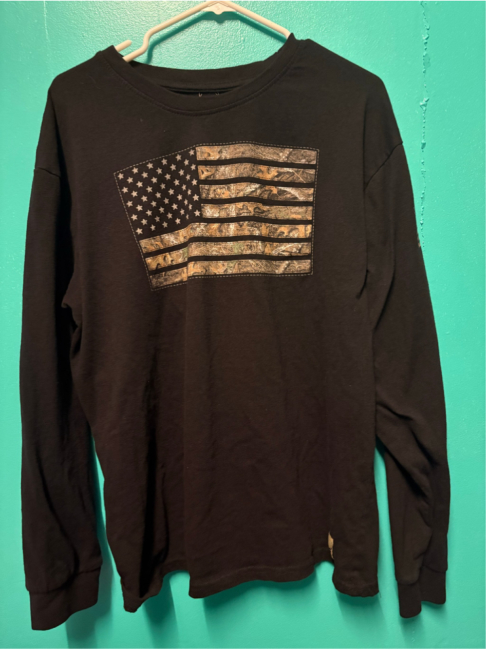 Men's Buckhorn River Long Sleeve Tee Black Camo Flag Size XL